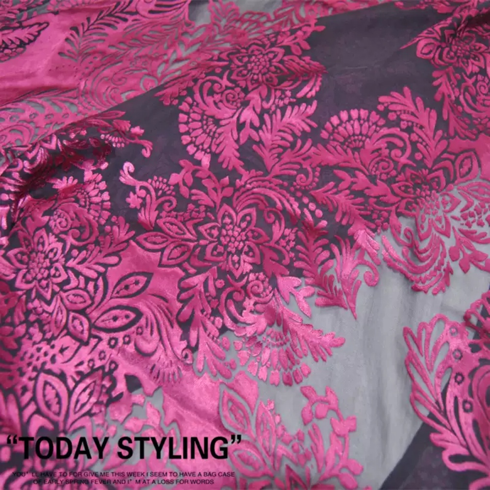 Robe Silk Women - Modisches Großes Rosa Blumendesign Anmutiger Drapierter