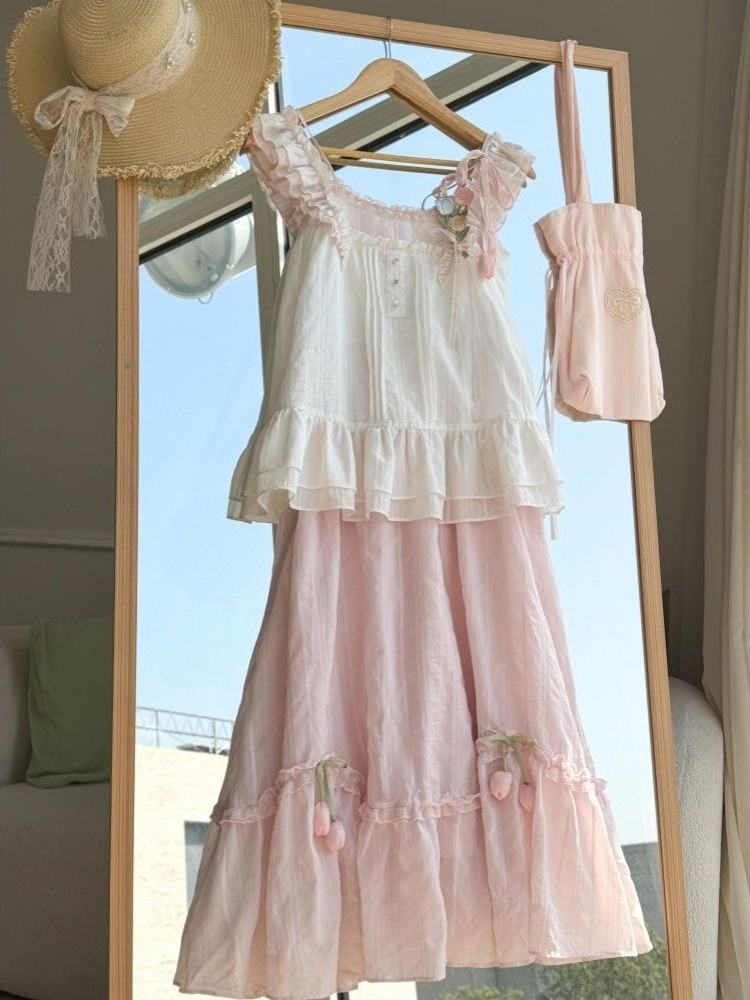 Cami Top Lace - Süßes Kawaii-Set mit Rüschenbesatz und Tulpendekor,